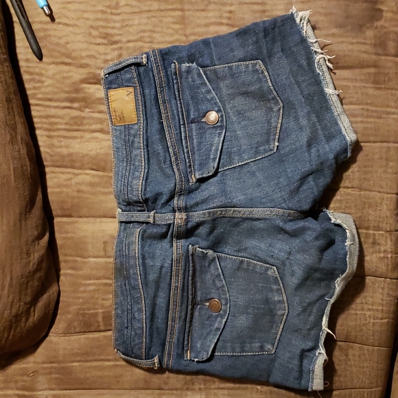 American Eagle size 2 - Picture 2 of 3